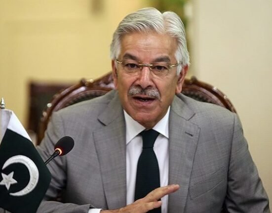 خواجه آصف، وزیر دفاع پاکستان: مذاکرات با طالبان شکست بخورد، پاکستان آماده «جنگ آشکار» است 6 خواجه آصف، وزیر دفاع پاکستان