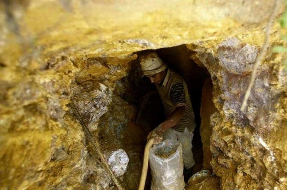 فساد و زورگیری طالبان در معادن بدخشان؛ معدن‌کاران در معرض فشار