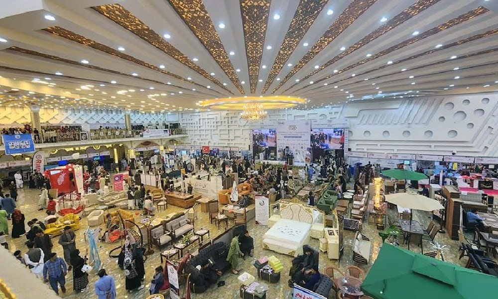 چهارمین نمایشگاه «امام ابوحنیفه» در کابل آغاز شد؛ هشدار طالبان از توقف ۱۲ هزار کانتینر افغانستان در پاکستان 1 photo 2024 10 06 10 42 02