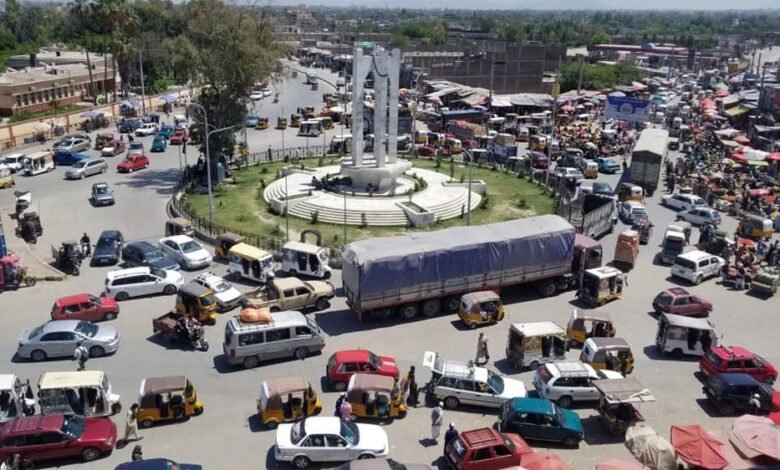 جلالآباد؛ یک کشته در پی برخورد موتر استخبارات طالبان با سهچرخه 1 Jalalabad